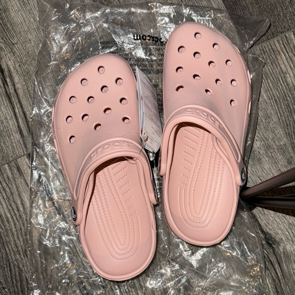 Crocs - Classic Clogs - W7 - Quartz NWT!